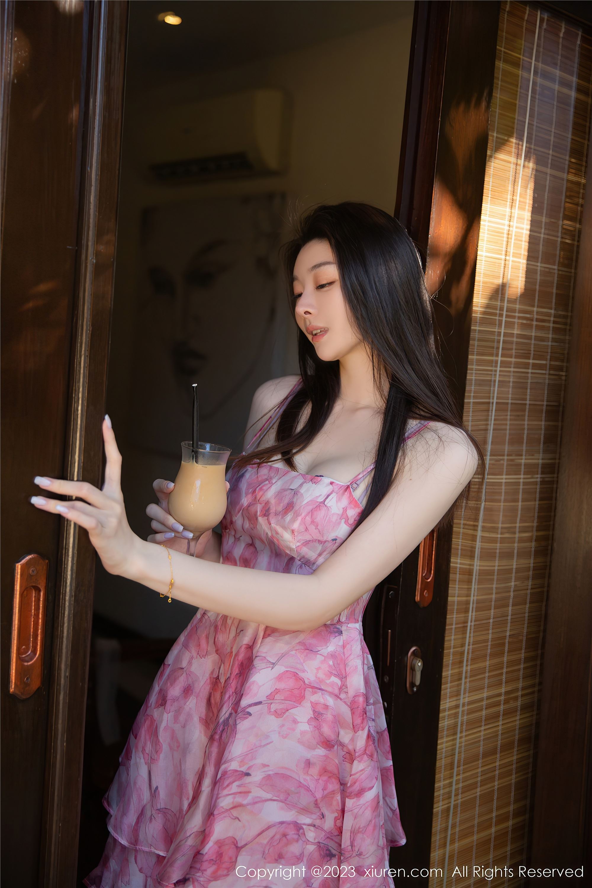 XiuRen秀人网  2023.06.30 NO.7006 是小逗逗 泰国旅拍